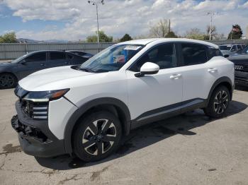  Salvage Nissan Kicks