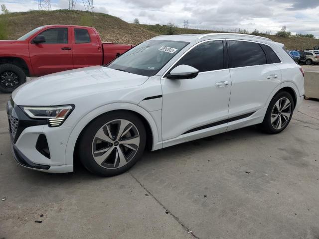  Salvage Audi Q8
