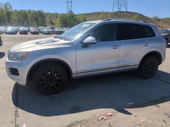  Salvage Volkswagen Touareg