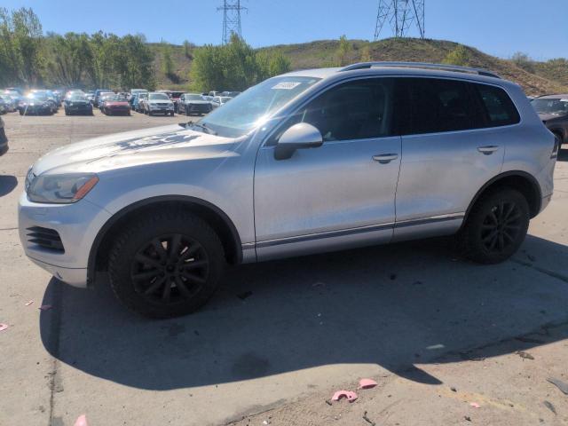  Salvage Volkswagen Touareg