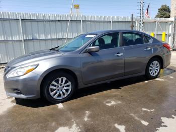  Salvage Nissan Altima