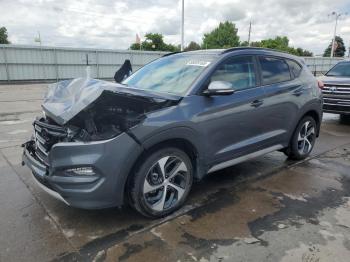  Salvage Hyundai TUCSON