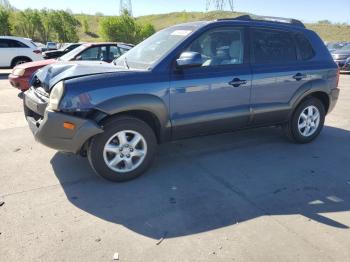  Salvage Hyundai TUCSON