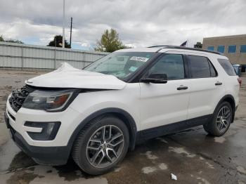  Salvage Ford Explorer
