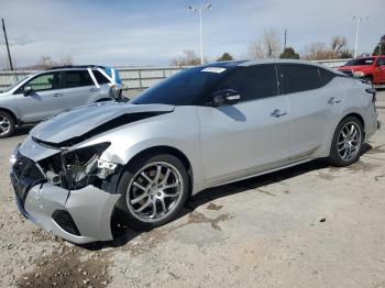  Salvage Nissan Maxima