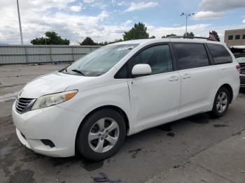  Salvage Toyota Sienna