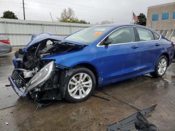  Salvage Chrysler 200
