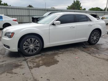  Salvage Chrysler 300