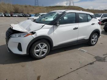  Salvage Nissan Kicks