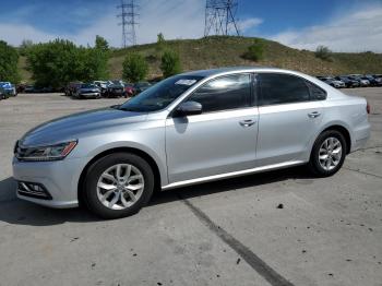  Salvage Volkswagen Passat