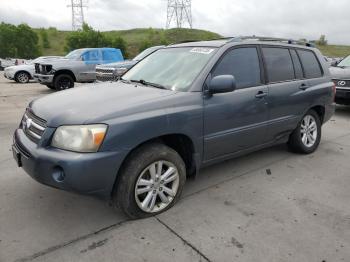  Salvage Toyota Highlander