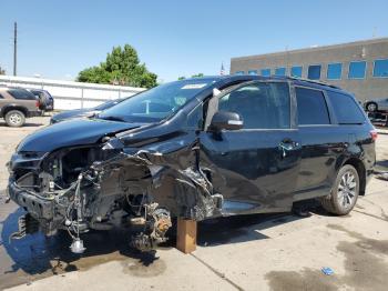  Salvage Toyota Sienna