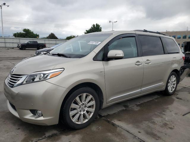  Salvage Toyota Sienna