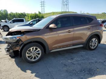  Salvage Hyundai TUCSON