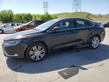  Salvage Chrysler 200