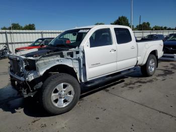  Salvage Toyota Tacoma