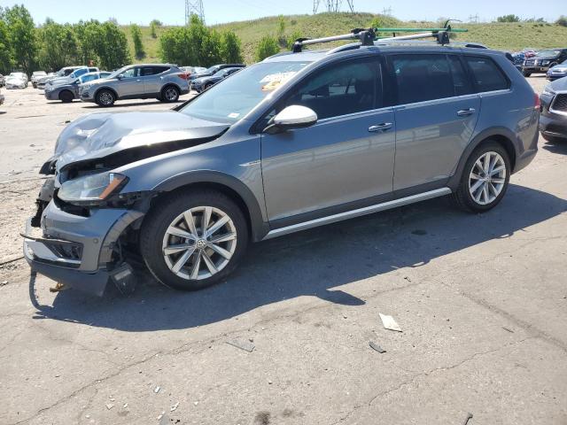 Salvage Volkswagen Golf