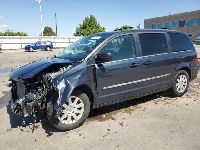  Salvage Chrysler Minivan