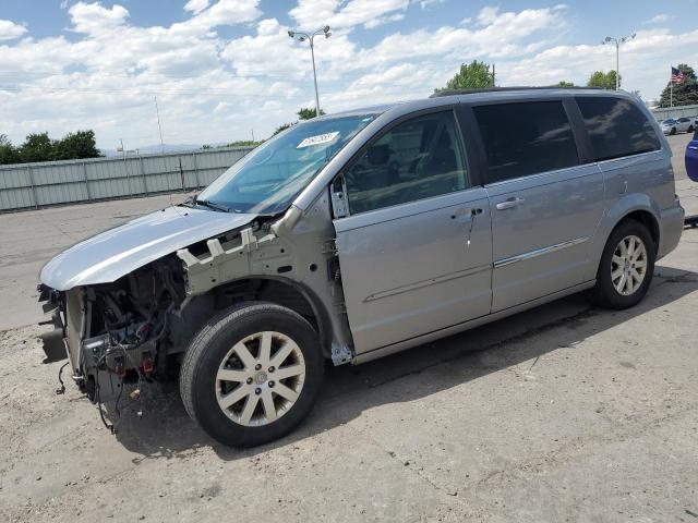  Salvage Chrysler Minivan