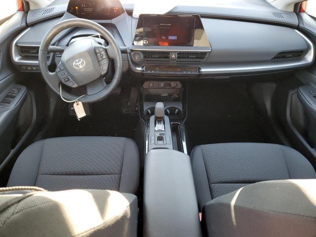 Toyota Prius Le Image 12