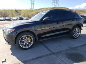  Salvage Alfa Romeo Stelvio