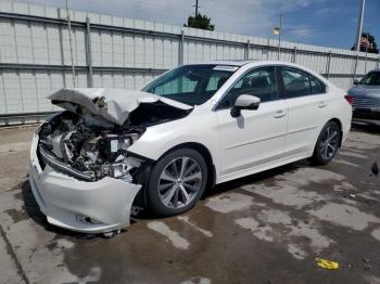  Salvage Subaru Legacy