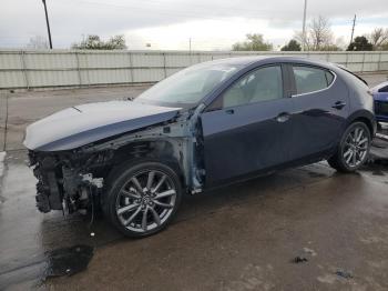  Salvage Mazda 3