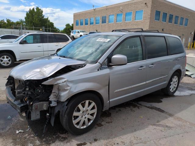  Salvage Chrysler Minivan