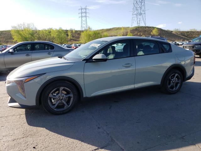  Salvage Kia K4 Lx