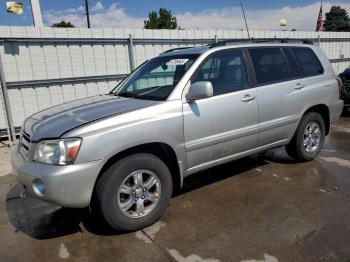  Salvage Toyota Highlander
