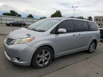  Salvage Toyota Sienna
