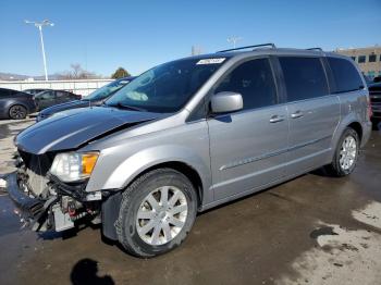 Salvage Chrysler Minivan