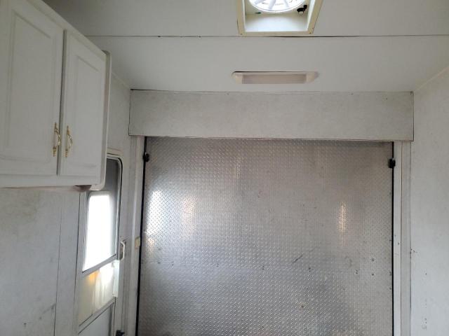 Victory Lane Camper Image 6