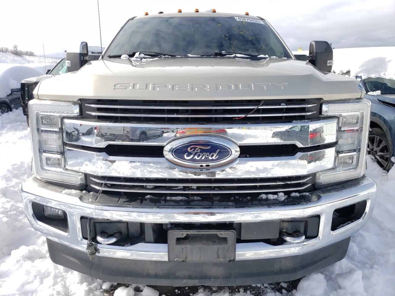 Ford F-350 Super Duty Image 9