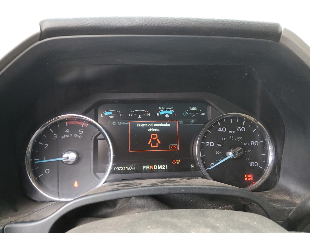 Ford F-350 Super Duty Image 8