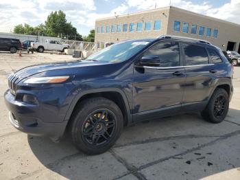  Salvage Jeep Grand Cherokee