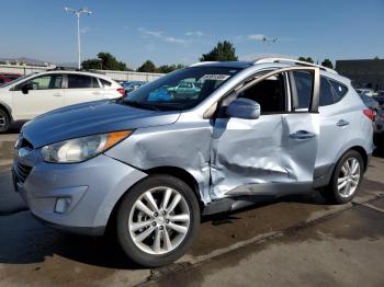  Salvage Hyundai TUCSON