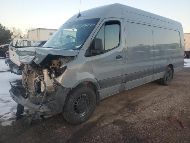  Salvage Mercedes-Benz Sprinter