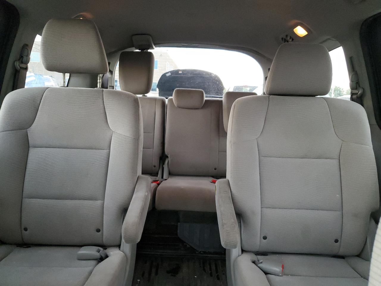 Honda Odyssey Lx Image 13