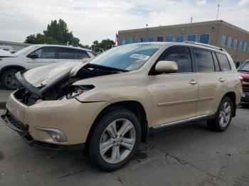  Salvage Toyota Highlander