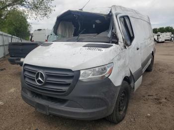  Salvage Mercedes-Benz Sprinter