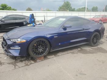  Salvage Ford Mustang