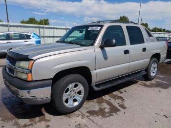  Salvage Chevrolet Avalanche