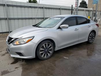  Salvage Nissan Altima