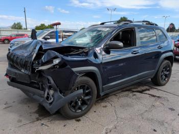 Salvage Jeep Cherokee