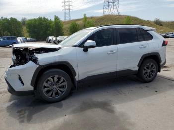 Salvage Toyota RAV4