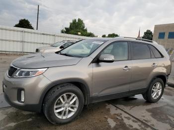  Salvage Kia Sorento