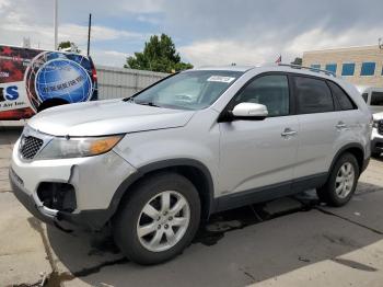  Salvage Kia Sorento