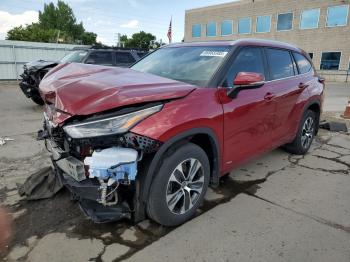  Salvage Toyota Highlander