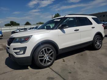  Salvage Ford Explorer